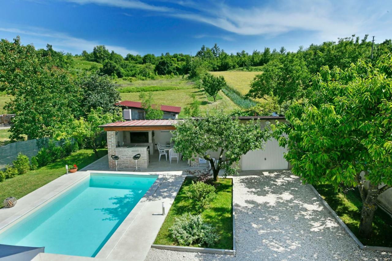 Villa Aromatica Vižinada Exterior foto